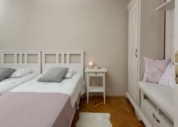 Sasha Apartment
