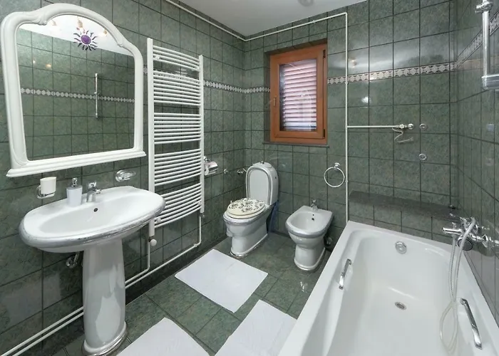 Sasha Apartment *