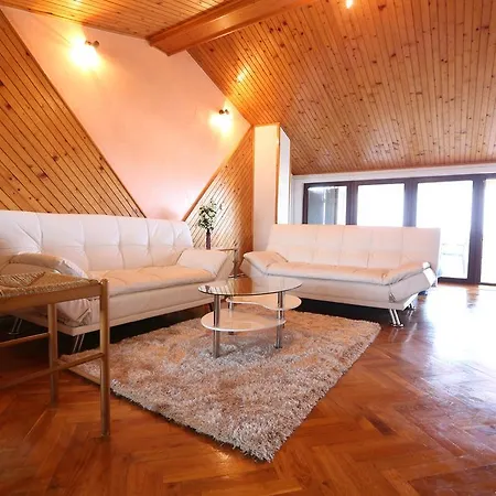 Sasha Apartment