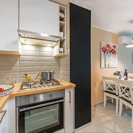 Sasha Apartment