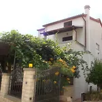 Sasha Appartamento Pola